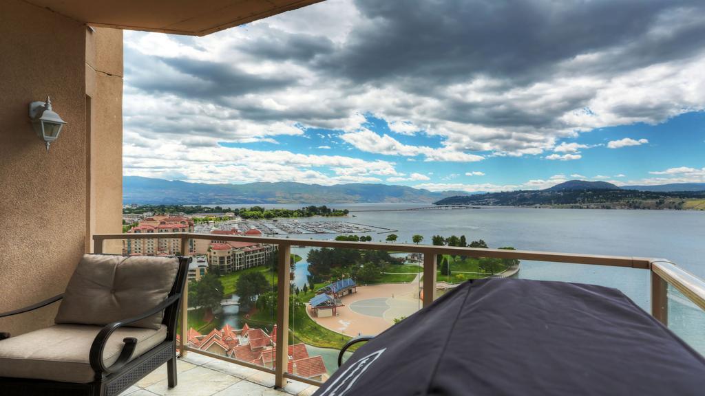 Sunset Waterfront Resort By Kelownacondorentals Εξωτερικό φωτογραφία