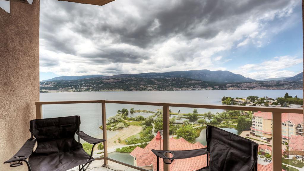 Sunset Waterfront Resort By Kelownacondorentals Εξωτερικό φωτογραφία