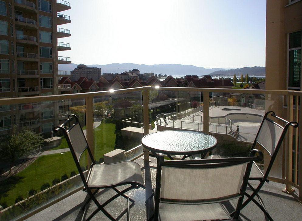 Sunset Waterfront Resort By Kelownacondorentals Εξωτερικό φωτογραφία